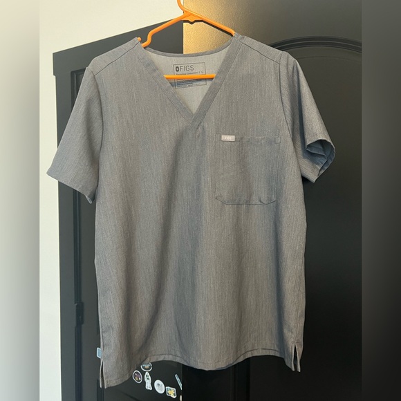 Figs graphite large Catarina top, medium Zamora joggers! - Picture 1 of 8